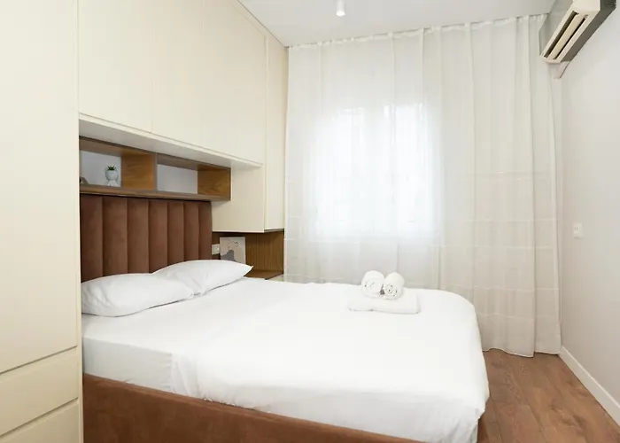 Urbanretreat * تيرانا
